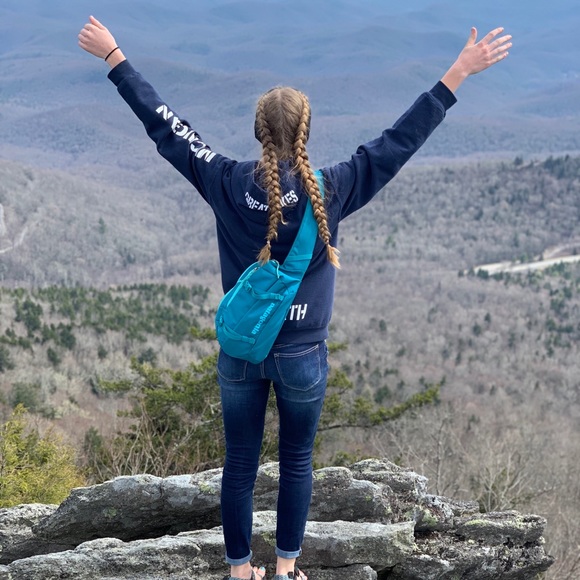 Meet your Posher, Olivia - Picture 1 of 1